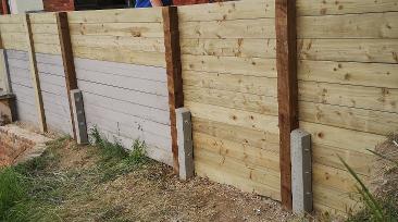 Repair spurs for posts